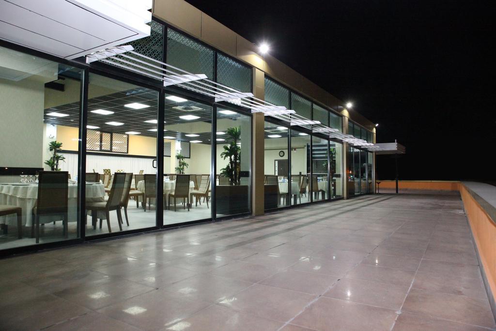 Emsa Palace Hotel Darıca Exterior foto